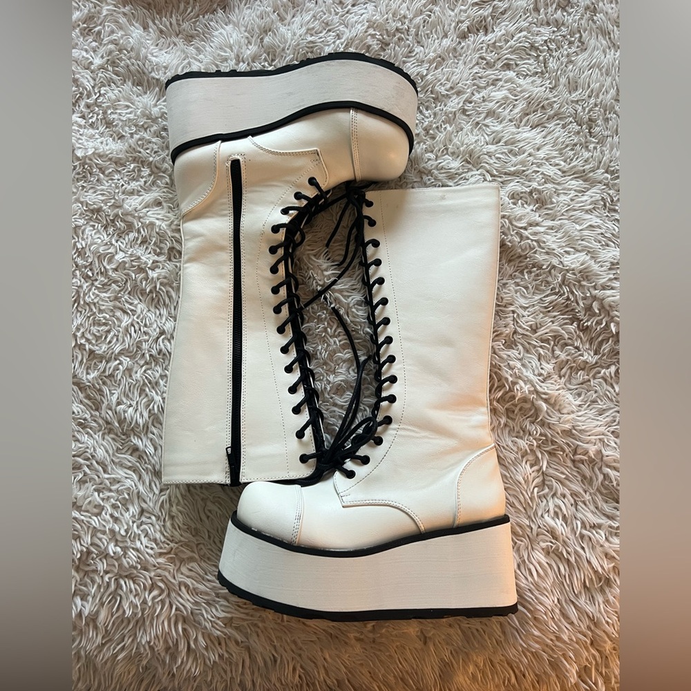 Demonia Trashville White Leather Boot - Picture 2 of 15